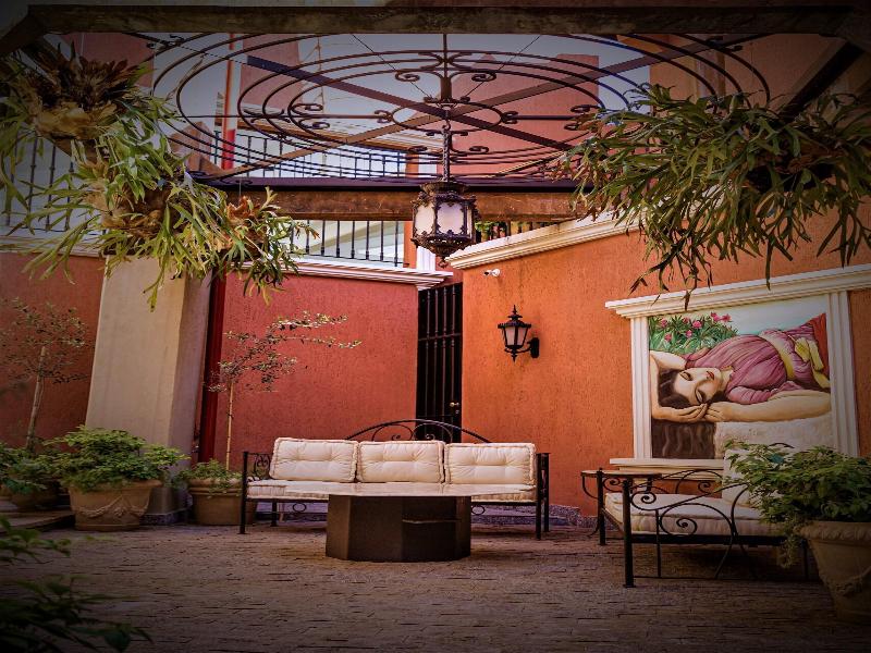 Nino Hotel Boutique image