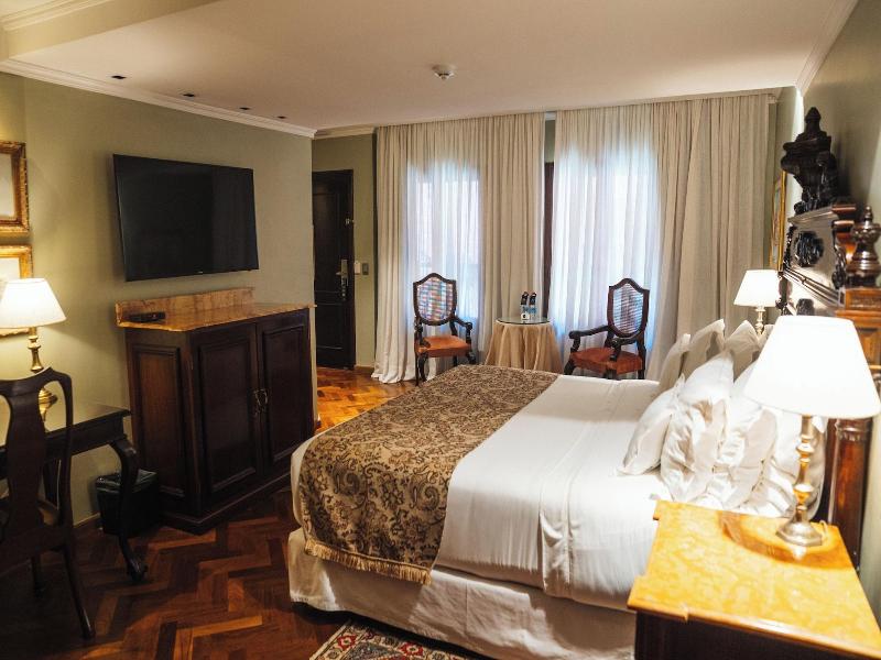 Nino Hotel Boutique image
