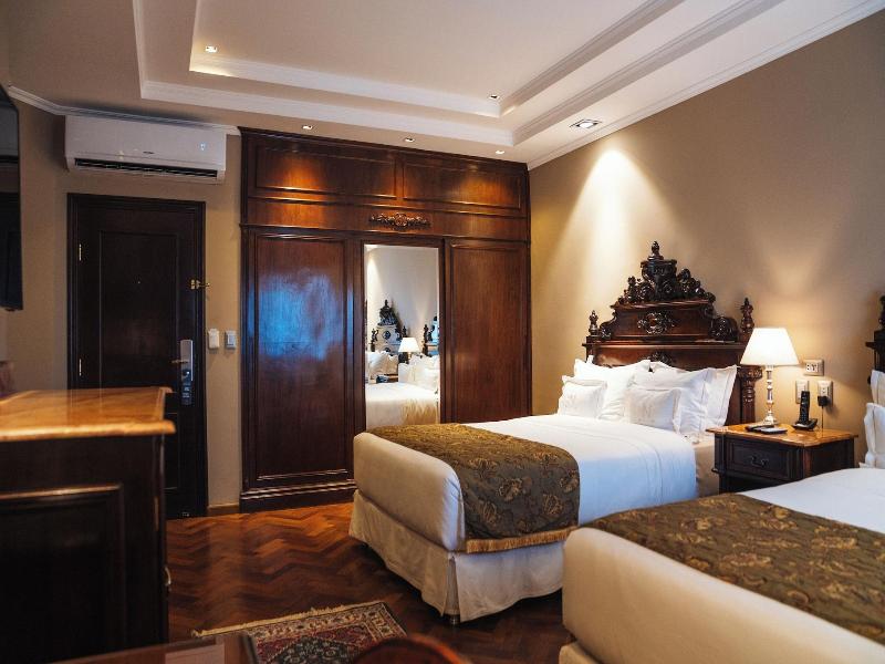 Nino Hotel Boutique image