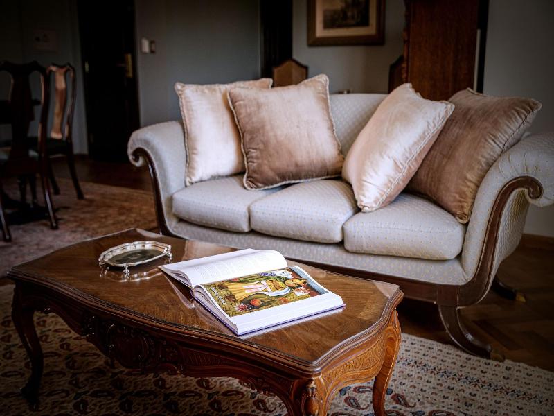 Nino Hotel Boutique image