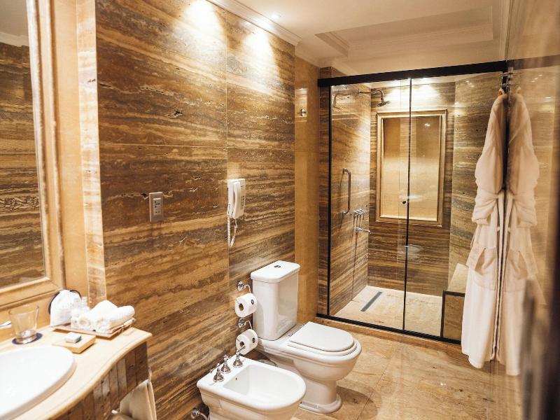 Nino Hotel Boutique image