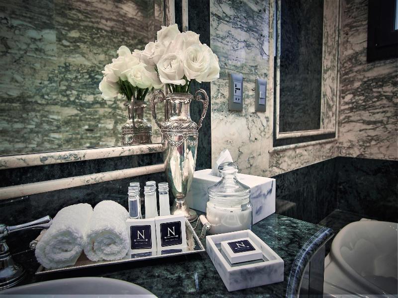 Nino Hotel Boutique image