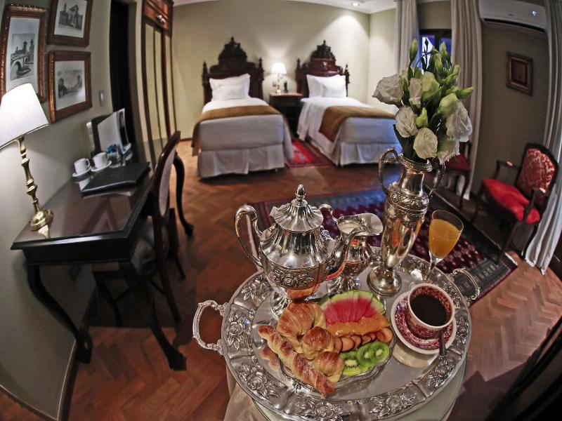 Nino Hotel Boutique image
