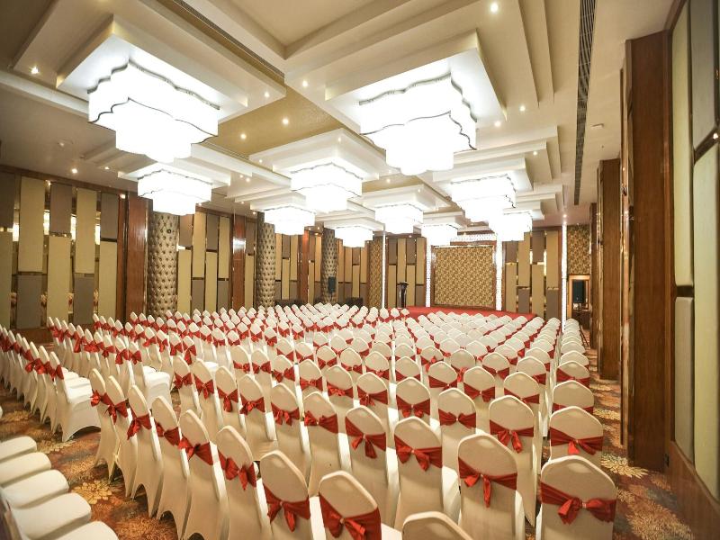 Hotel Leroy Grand image