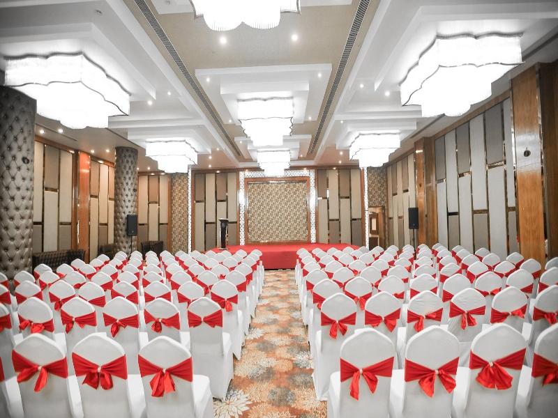 Hotel Leroy Grand image
