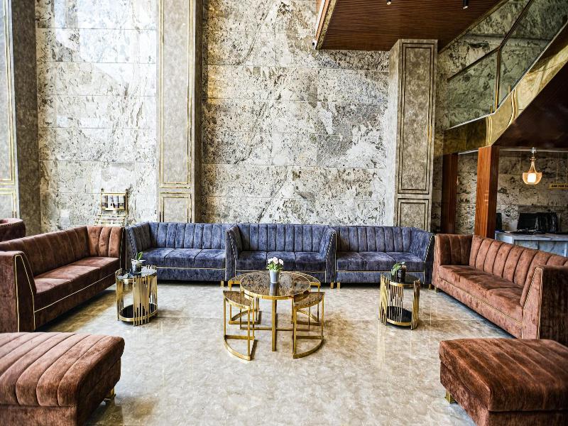 Hotel Leroy Grand image