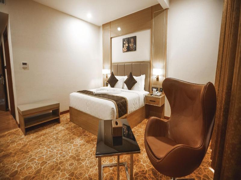 Hotel Leroy Grand image