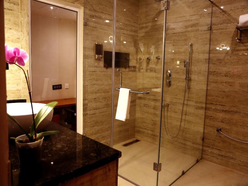Hotel Leroy Grand image