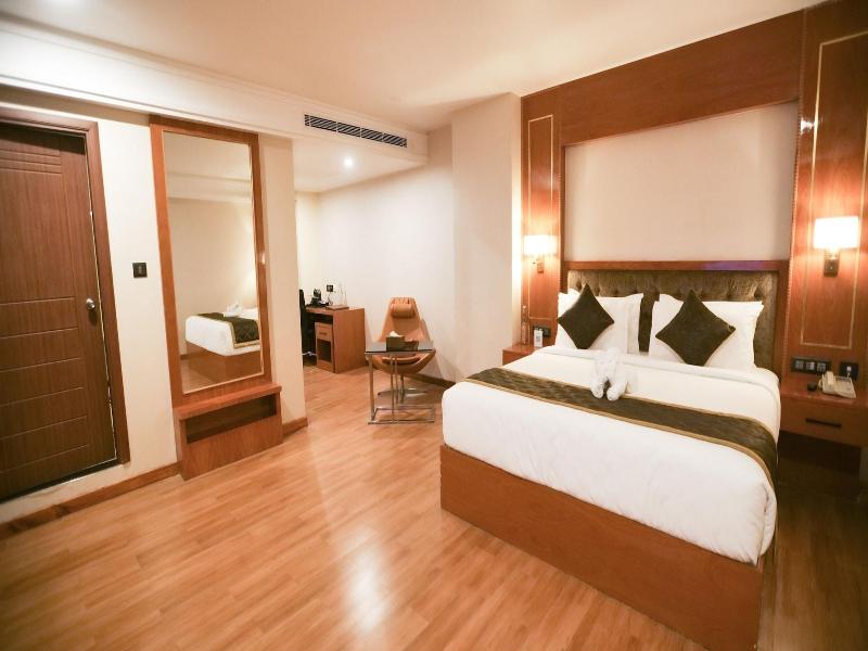 Hotel Leroy Grand image
