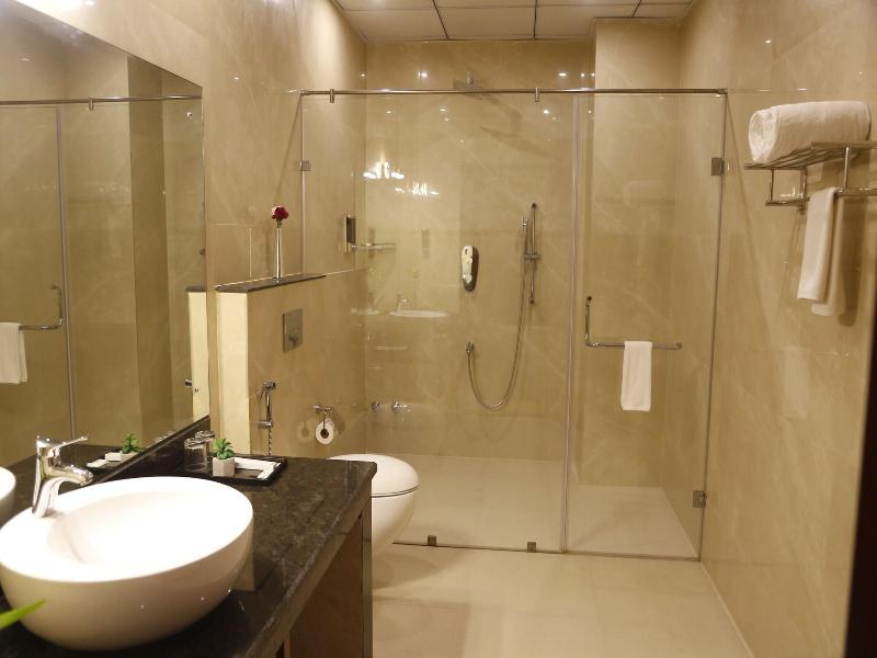 Hotel Leroy Grand image