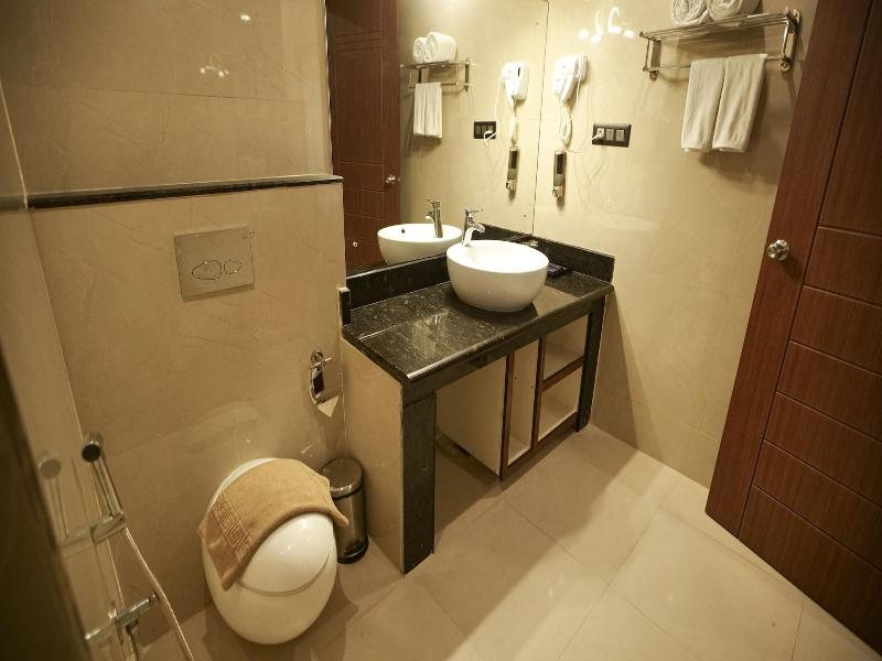 Hotel Leroy Grand image