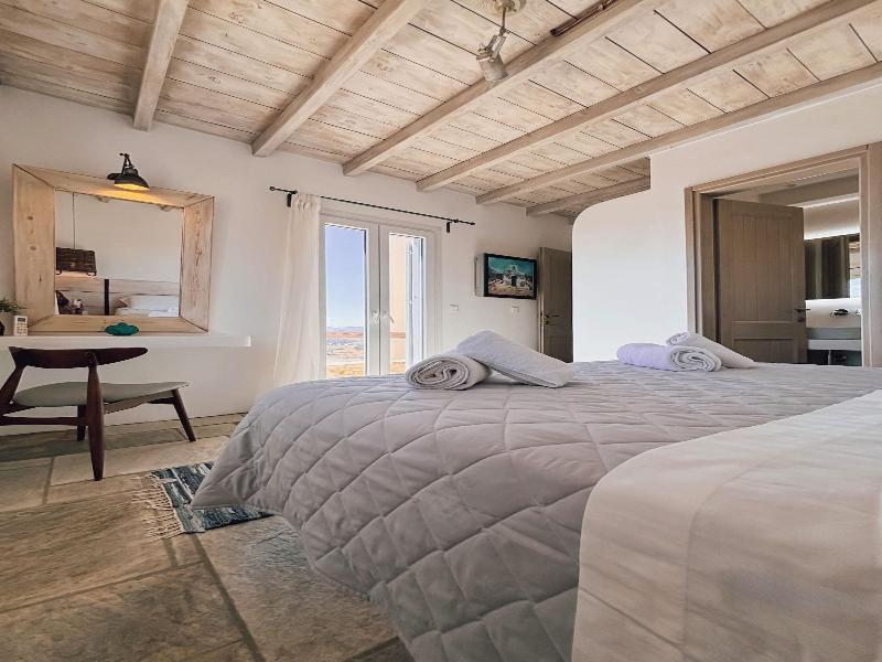 Elysian Villas Ios image