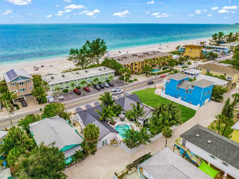 The Retreat At Anna Maria Island Inn image
