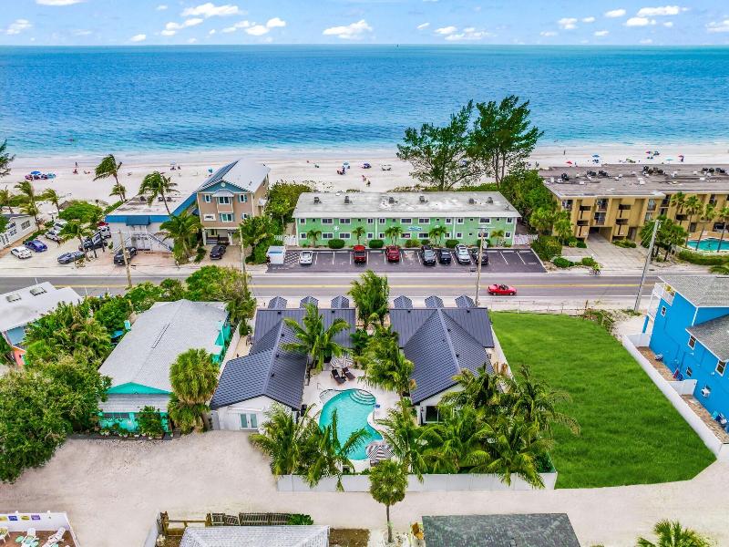 The Retreat At Anna Maria Island Inn image