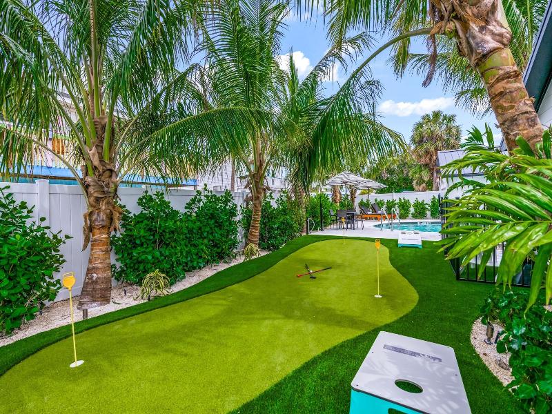 The Retreat At Anna Maria Island Inn image