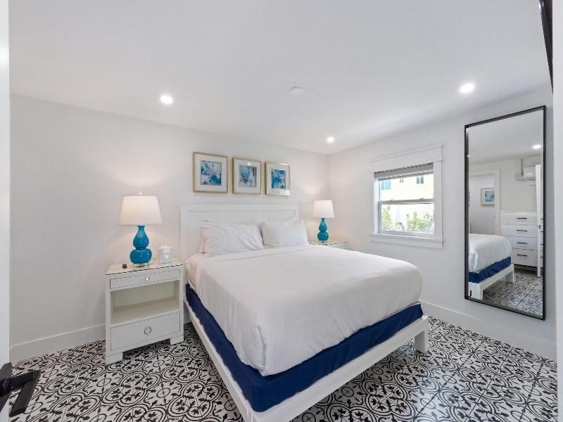 The Retreat At Anna Maria Island Inn image