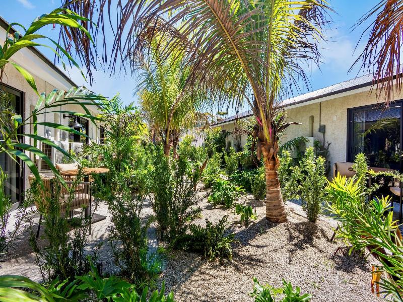 The Retreat At Anna Maria Island Inn image
