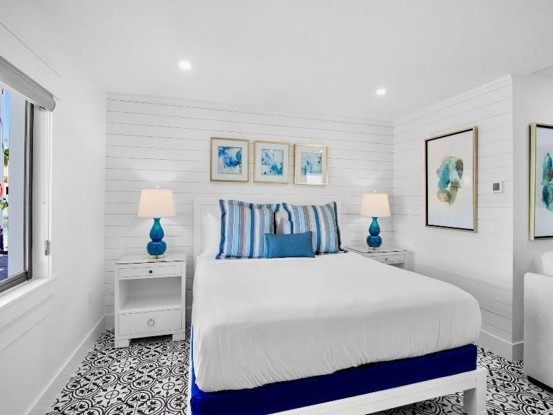 The Retreat At Anna Maria Island Inn image
