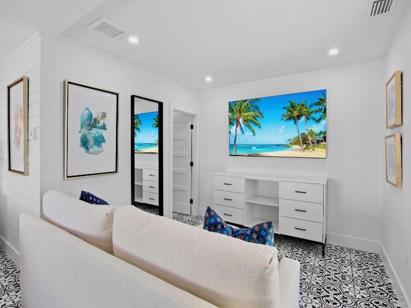 The Retreat At Anna Maria Island Inn image