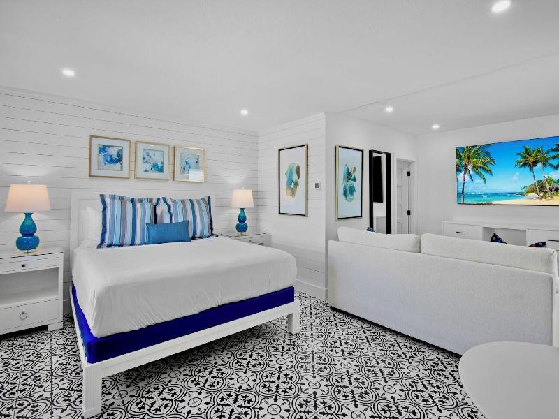The Retreat At Anna Maria Island Inn image