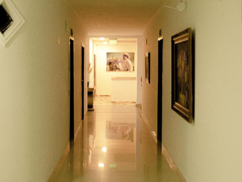 Hotel Yivinaca image