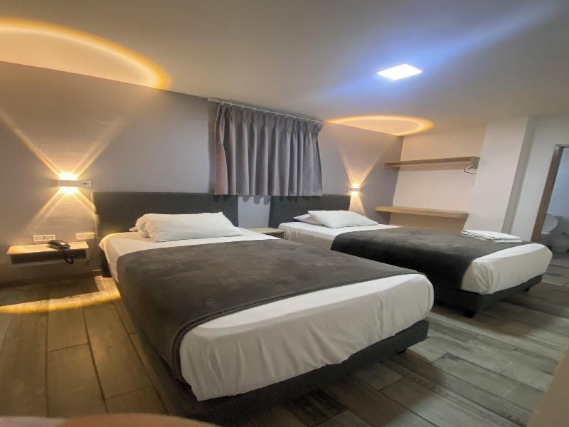 Hotel Yivinaca image