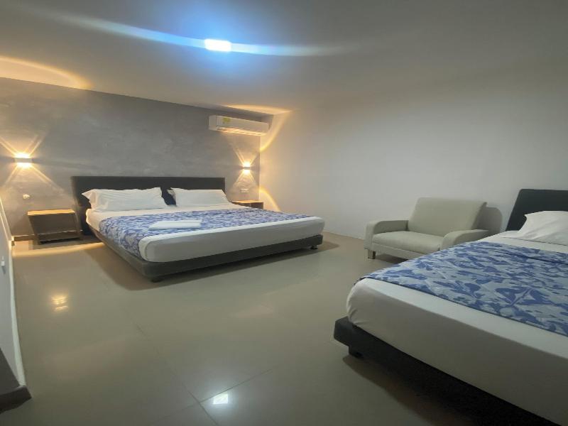 Hotel Yivinaca image