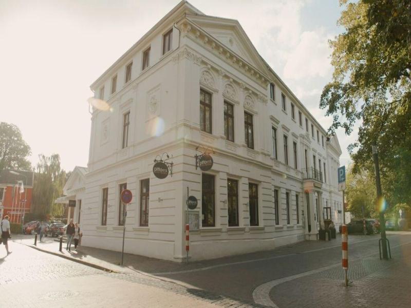 Hotel Am Schloss Aurich Schlossresidenz image