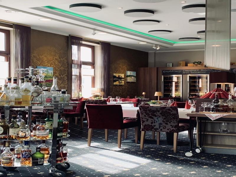 Hotel Am Schloss Aurich Schlossresidenz image