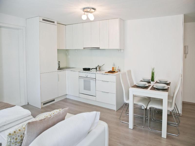 Apartments Hisa Pod Gradom image