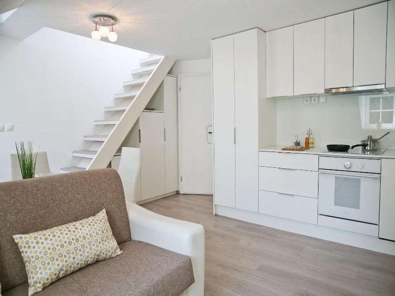 Apartments Hisa Pod Gradom image