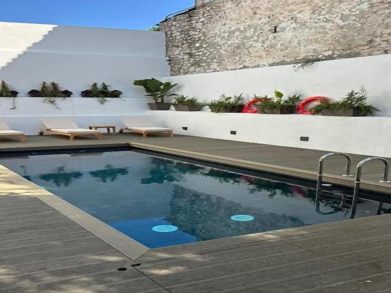 Limni Boutique Experience Hotel