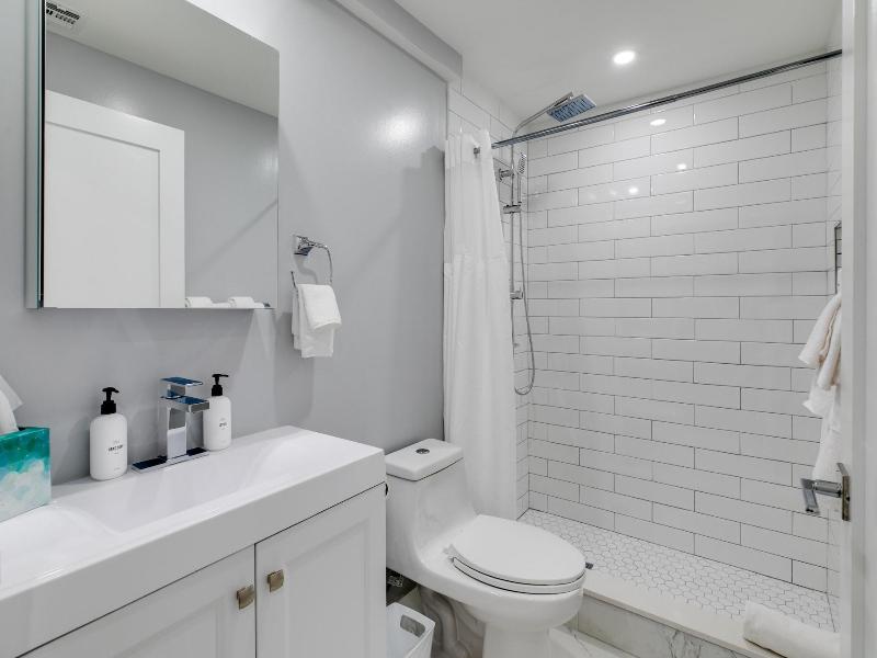 The Ledger Residences By Sosuite Old City image