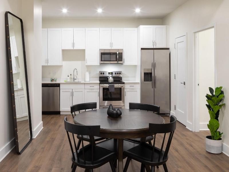 The Ledger Residences By Sosuite Old City image