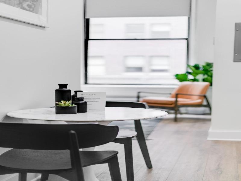 The Ledger Residences By Sosuite Old City image