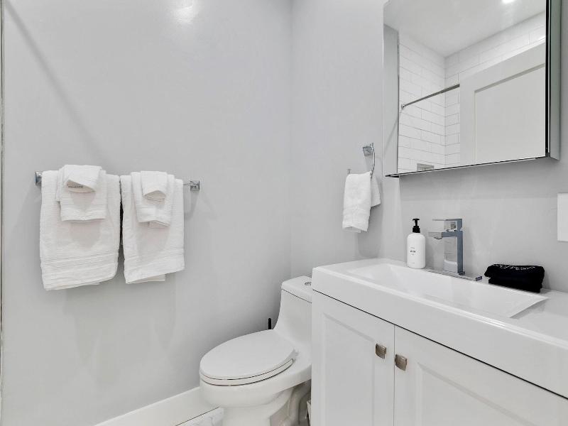 The Ledger Residences By Sosuite Old City image