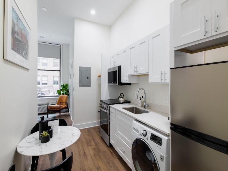 The Ledger Residences By Sosuite Old City image