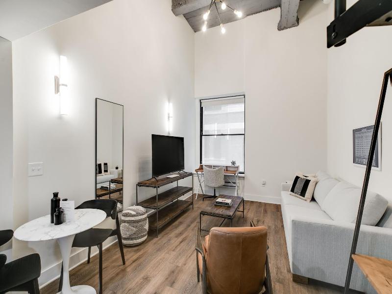 The Ledger Residences By Sosuite Old City image
