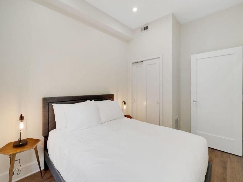 The Ledger Residences By Sosuite Old City image