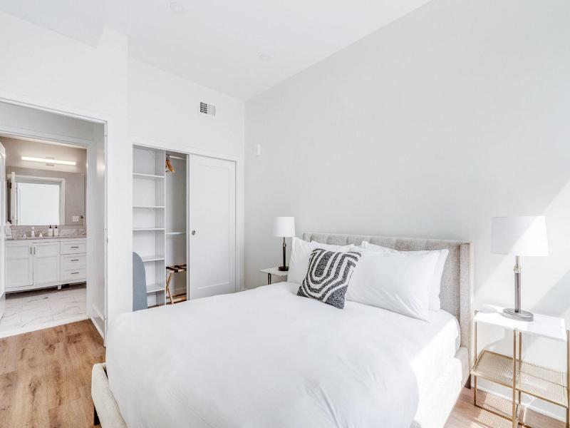 The Ledger Residences By Sosuite Old City image