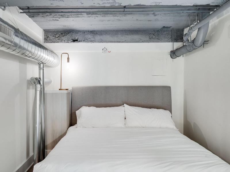 The Ledger Residences By Sosuite Old City image