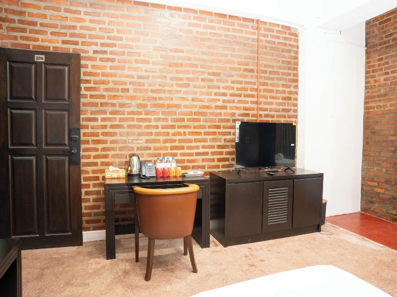 Trillium Boutique Express Hotel image