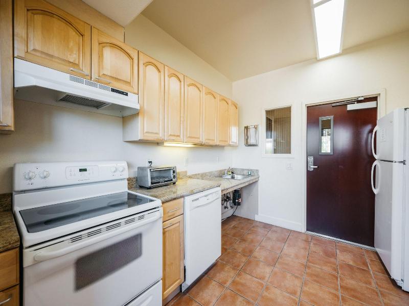 Studios Inn image