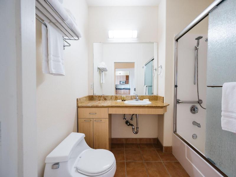 Studios Inn image