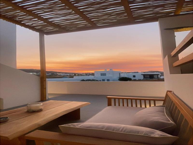 Mykonos Dot Suites image