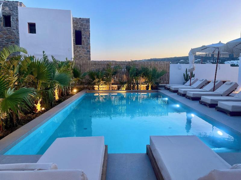 Mykonos Dot Suites image