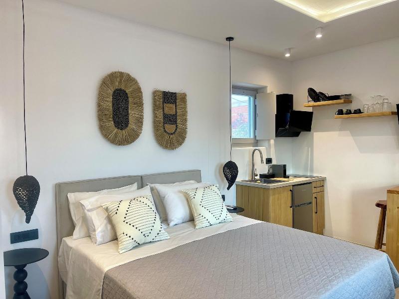Mykonos Dot Suites image