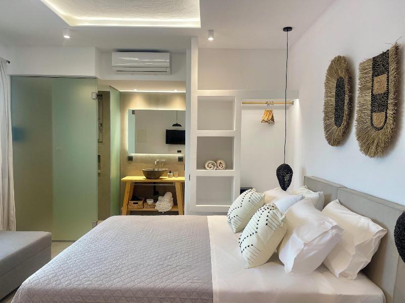 Mykonos Dot Suites image