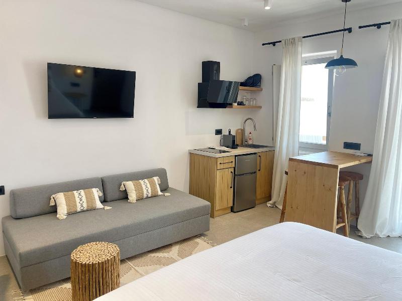 Mykonos Dot Suites image