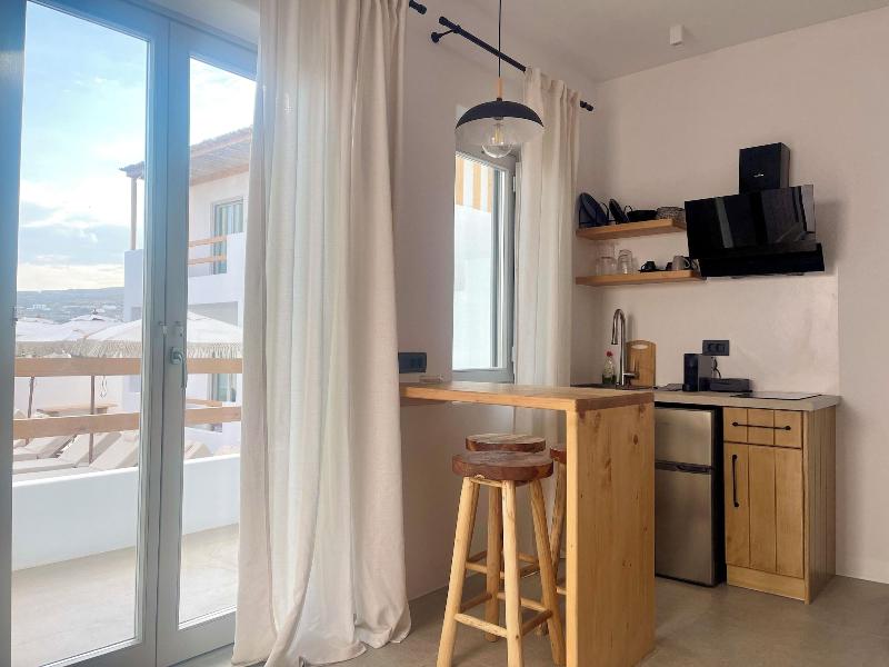 Mykonos Dot Suites image